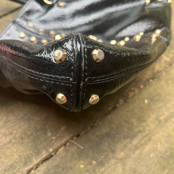 MICHAEL Michael Kors Vintage Patent Leather w/Gold Studs Handbag Mint Condition! - Picture 6 of 8